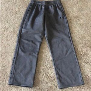 Boy youth M Under Armour sweatpants dri fit
